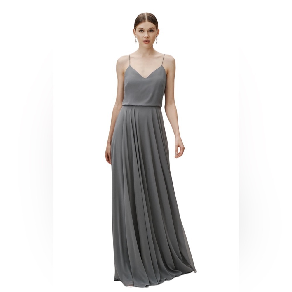 Jenny Yoo Inesse Chiffon V-Neck Spaghetti Strap Gown in Storm Grey Size 2